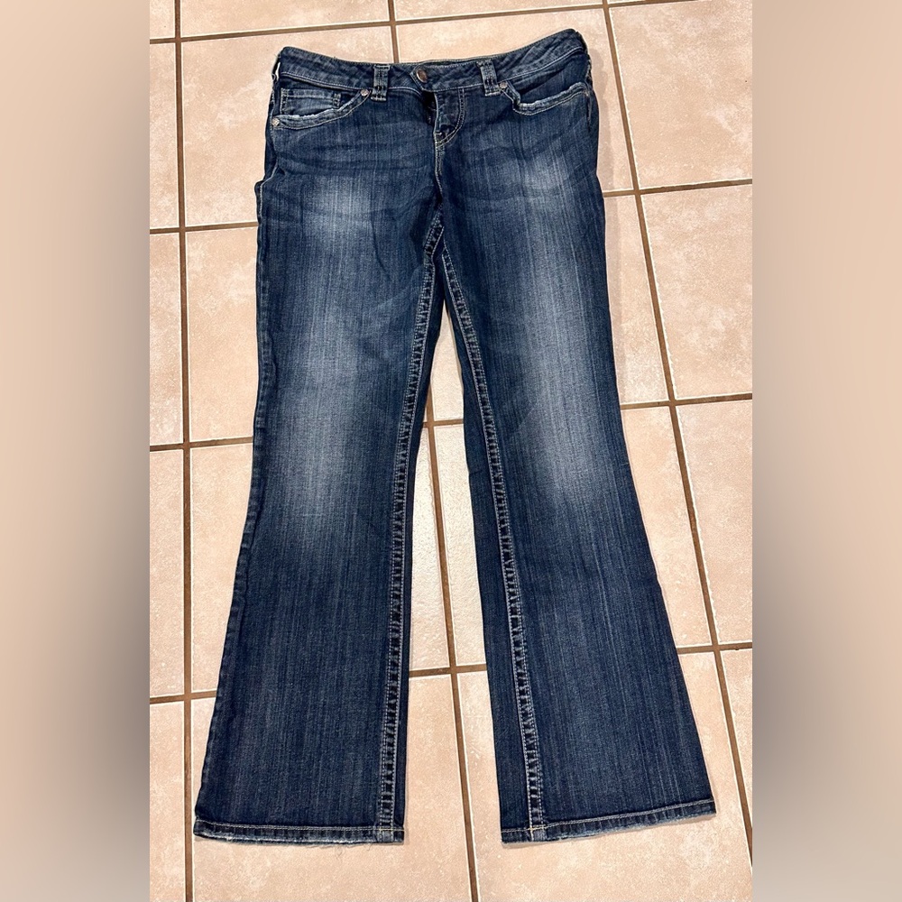 Silver “Tuesday” Jeans Size 14 With 33” Length Excellent Condition